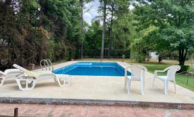 Casa en alquiler - 4 Dormitorios 4 Baños - Ezeiza