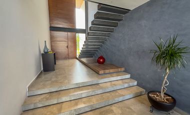 Casa 3 recámaras| al norte de Mérida | dentro de privada