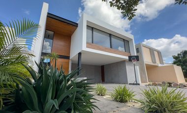 Casa 3 recámaras| al norte de Mérida | dentro de privada