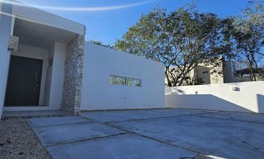 Una planta dentro de privada Yaxlum | preventa a 5 meses