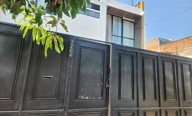 Renta Habitación Cerca de CUCEA con Servicios Incluidos - Solo estudiantes