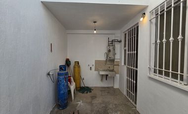 Casa en renta semi amueblada Colinas de Tonalá, Tonalá.