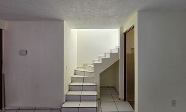 Casa en renta semi amueblada Colinas de Tonalá, Tonalá.