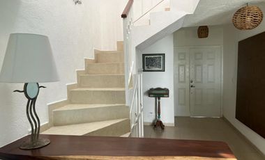 RENTA CASA AMUEBLADA EN VILLAS PLAYA DIAMANTE, ACAPULCO