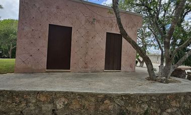 QUINTA EN VENTA CON CENOTE EN TAKAT, BACA.