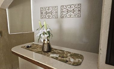 QUINTA EN VENTA CON CENOTE EN TAKAT, BACA.