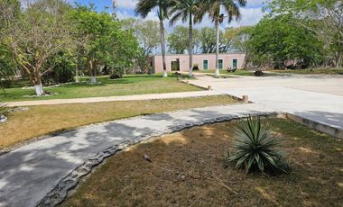 QUINTA EN VENTA CON CENOTE EN TAKAT, BACA.