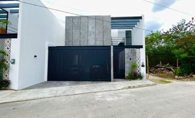 CASA EN VENTA CON 3 RECÁMARAS, ALBERCA Y EQUIPAMIENTO EN DZITYÁ, MÉRIDA.