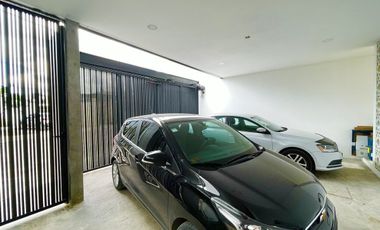 CASA EN VENTA CON 3 RECÁMARAS, ALBERCA Y EQUIPAMIENTO EN DZITYÁ, MÉRIDA.