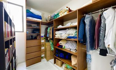 CASA EN VENTA CON 3 RECÁMARAS, ALBERCA Y EQUIPAMIENTO EN DZITYÁ, MÉRIDA.