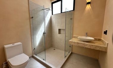 CASA EN VENTA EN PRIVADA PROVINCIA LOTE 205