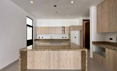 CASA EN VENTA EN PRIVADA PROVINCIA LOTE 205