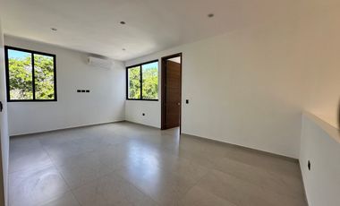 CASA EN VENTA EN PRIVADA PROVINCIA LOTE 205