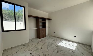 CASA EN VENTA EN PRIVADA PROVINCIA LOTE 203