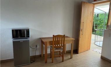 DEPARTAMENTO EN RENTA  EN AVANDARO