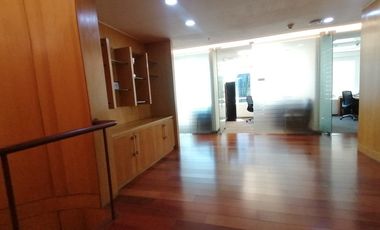 AV ANDRES BELLO/   EDIFICIO COSTANERA/ SANHATTAN