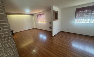 Casa en Renta en Las Arboledas, Atizapan de Zaragoza, AR685