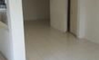 Venta de Edificio de Locales con uso de suelo comercial Cod. LHV8