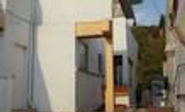 Venta de Edificio de Locales con uso de suelo comercial Cod. LHV8