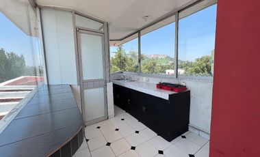 Venta de Edificio de Locales con uso de suelo comercial Cod. LHV8