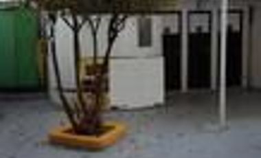 Venta de Edificio de Locales con uso de suelo comercial Cod. LHV8