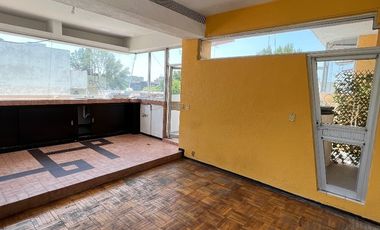 Venta de Edificio de Locales con uso de suelo comercial Cod. LHV8