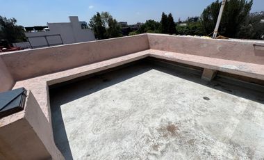 Venta de Edificio de Locales con uso de suelo comercial Cod. LHV8