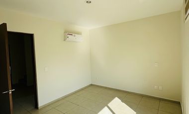 Casa en Renta en las Grullas Residencial