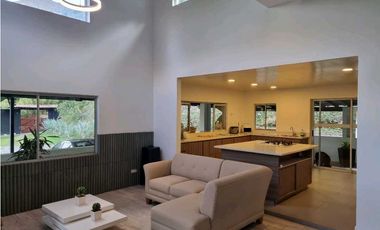 Hermosa.Finca en venta ubicada en Amaga Antioquia