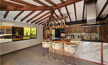 Venta de  casa finca ubicada en Antioquia Marinilla