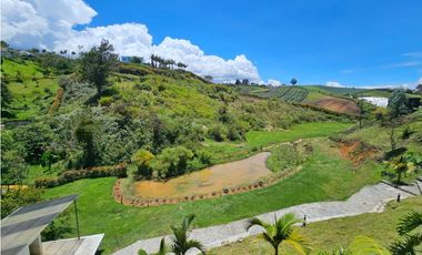 Venta de  casa finca ubicada en Antioquia Marinilla