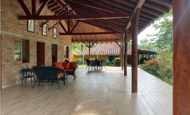 VENTA DE DE FINCA FREDONIA SUROESTE ANTIOQUEÑO.