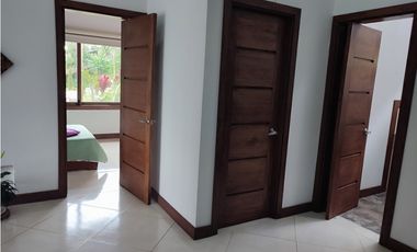 Espectacular casa campestre en venta vía Rionegro a san vicente Ferrer