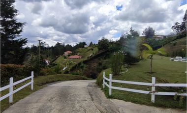 Espectacular casa campestre en venta vía Rionegro a san vicente Ferrer