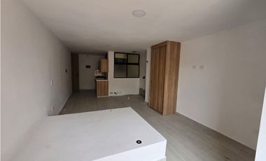 VENDO APARTAMENTO CON VISTA AL PARQUE PRINCIPAL DE GUATAPE