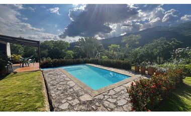 VENDO CASA CAMPESTRE EN VILLETA