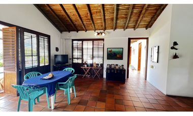 VENDO CASA CAMPESTRE EN VILLETA