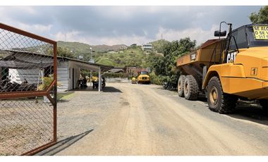 VENTA LOTE GUABINAS SOBRE VIA PRINCIPAL YUMBO