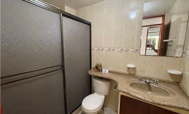 SE VENDE APARTAMENTO CENTRO DE PEREIRA CERCA AL PARQUE EL LAGO