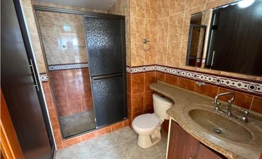 SE VENDE APARTAMENTO CENTRO DE PEREIRA CERCA AL PARQUE EL LAGO