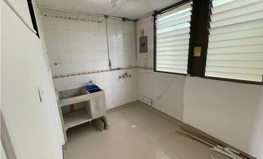 SE VENDE APARTAMENTO CENTRO DE PEREIRA CERCA AL PARQUE EL LAGO