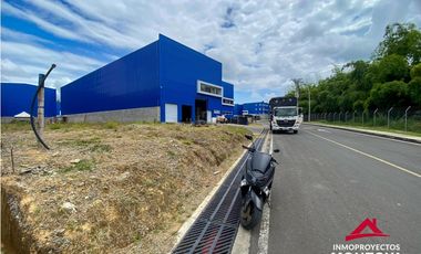 Venta lote para bodega en Cerritos, Pereira