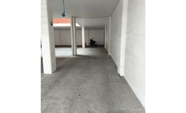 AMPLIO DEPARTAMENTO DE DOS NIVELES EN PASTORES