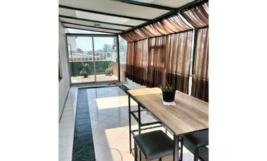 AMPLIO DEPARTAMENTO DE DOS NIVELES EN PASTORES