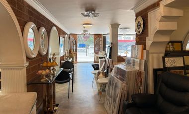 Casa-Local en arriendo en la aAvenida 80: con área amplia e ideal para negocio.