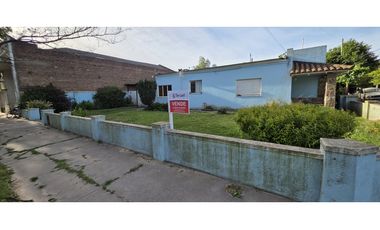Se vende casa de 3 ambientes en lote propio de 15x20