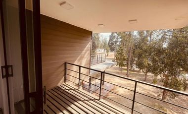 Hermosa casa en arriendo, Condominio Centinelas, Algarrobo