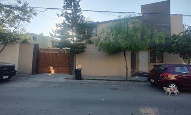 Casa en VENTA en esquina Fracc. Mirador del Valle, Gral. Escobedo