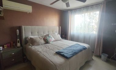 Casa en VENTA en esquina Fracc. Mirador del Valle, Gral. Escobedo