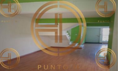 CASA A LA VENTA EN FRACCIONAMIENTO DE TROJES, TEMOAYA, EDO. MEX., A 15 MIUTOS DEL AEROPUERTO INTERNACIONAL DE TOLUCA.